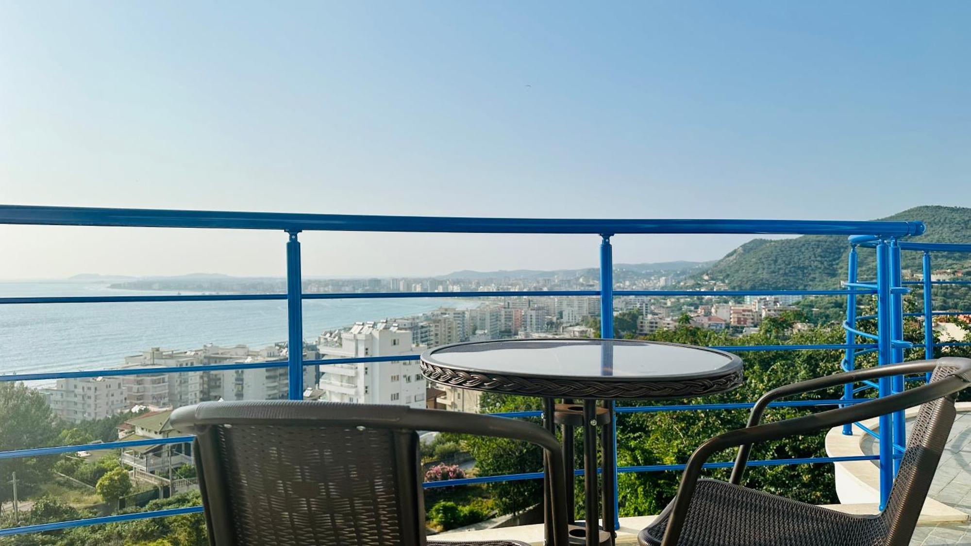 Jico Travel - Villa Colombo Vlore Room photo