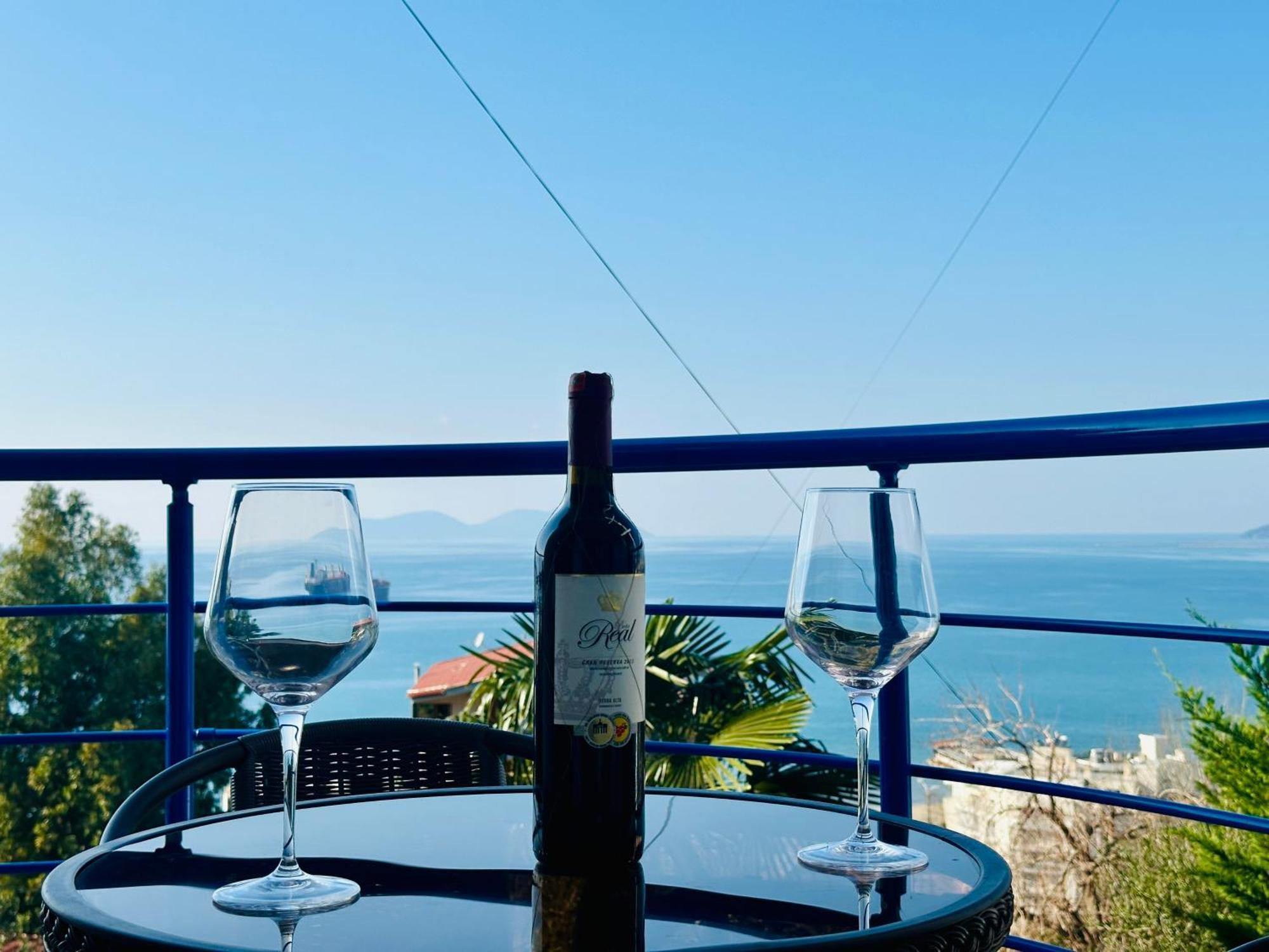 Jico Travel - Villa Colombo Vlore Room photo